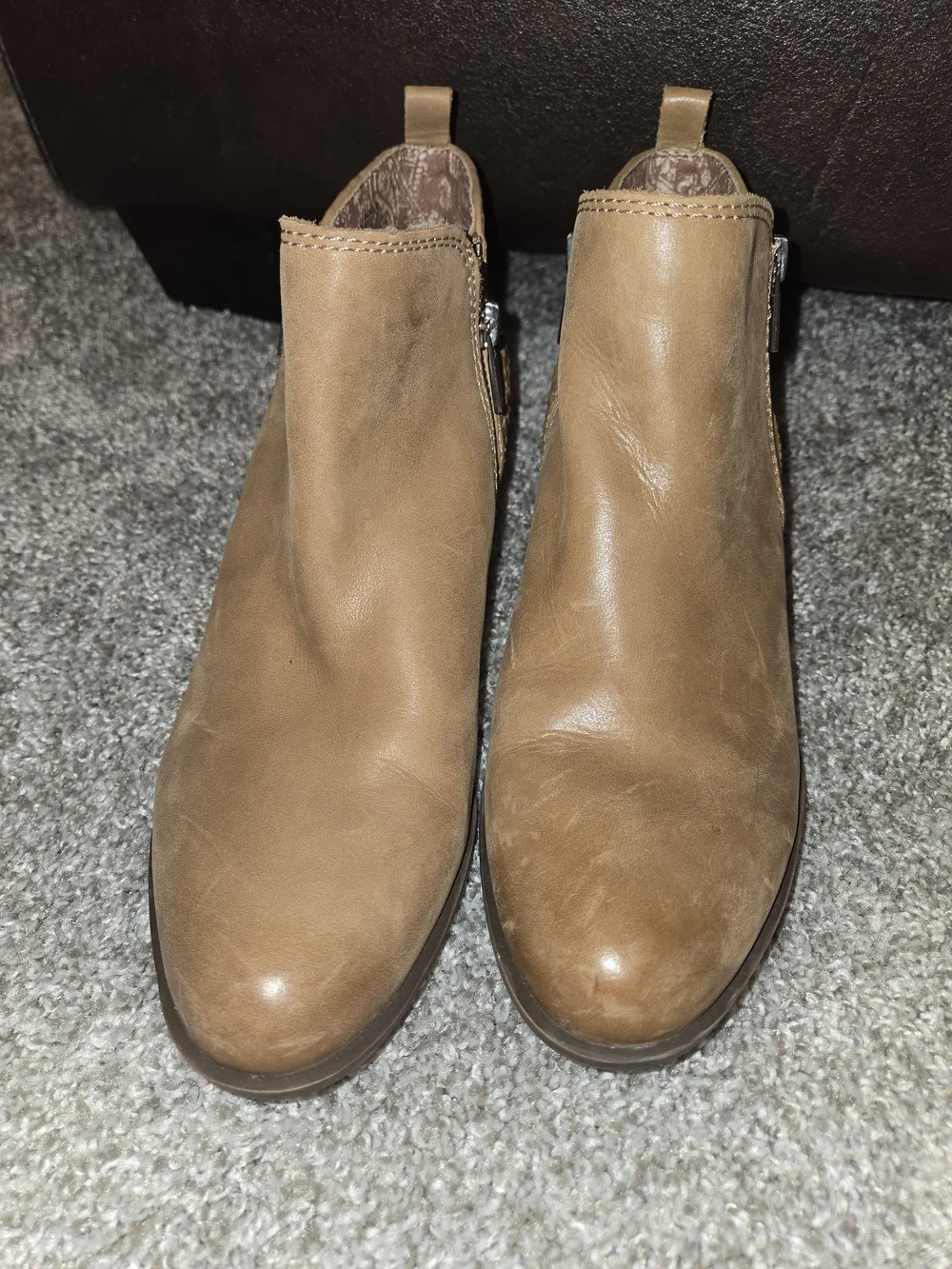 Lucky Brand Basel Tan Leather Ankle Bootie Side Zip US 10M Boho Minimalist